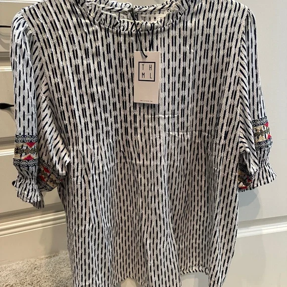 THML Boho Navy & White with embroidery on sleeve Women’s Blouse - Picture 5 of 7